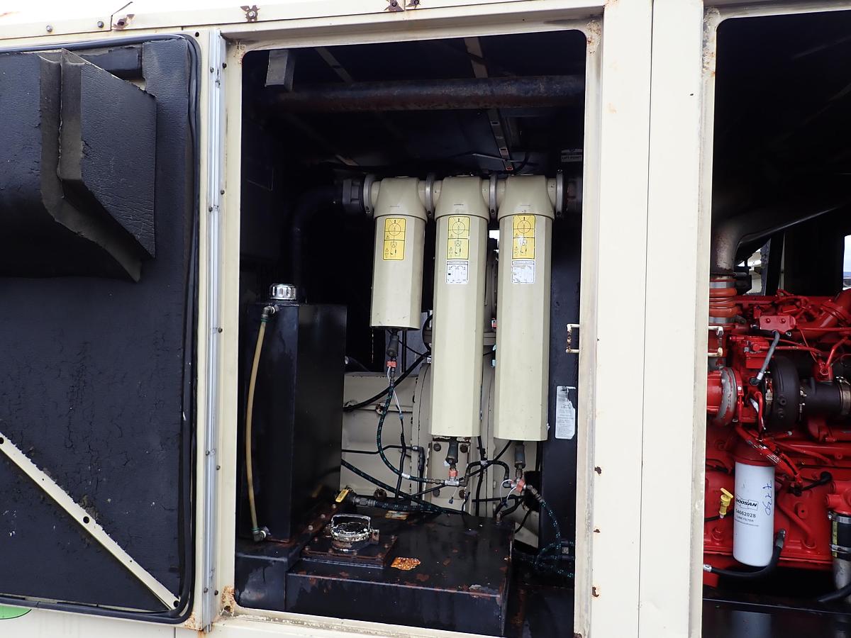 Used 2013 Doosan HP1600 Air Compressor