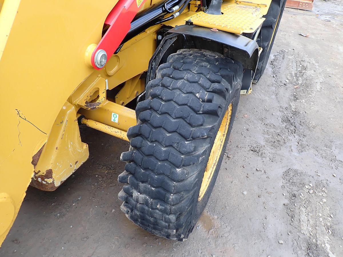 Used 2022 CAT 420 XE Backhoe Loader 