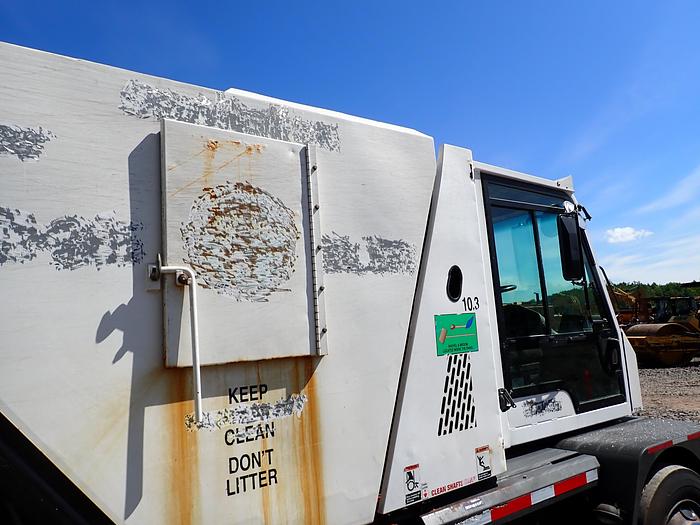 Used 2015 Global M4 Sweeper