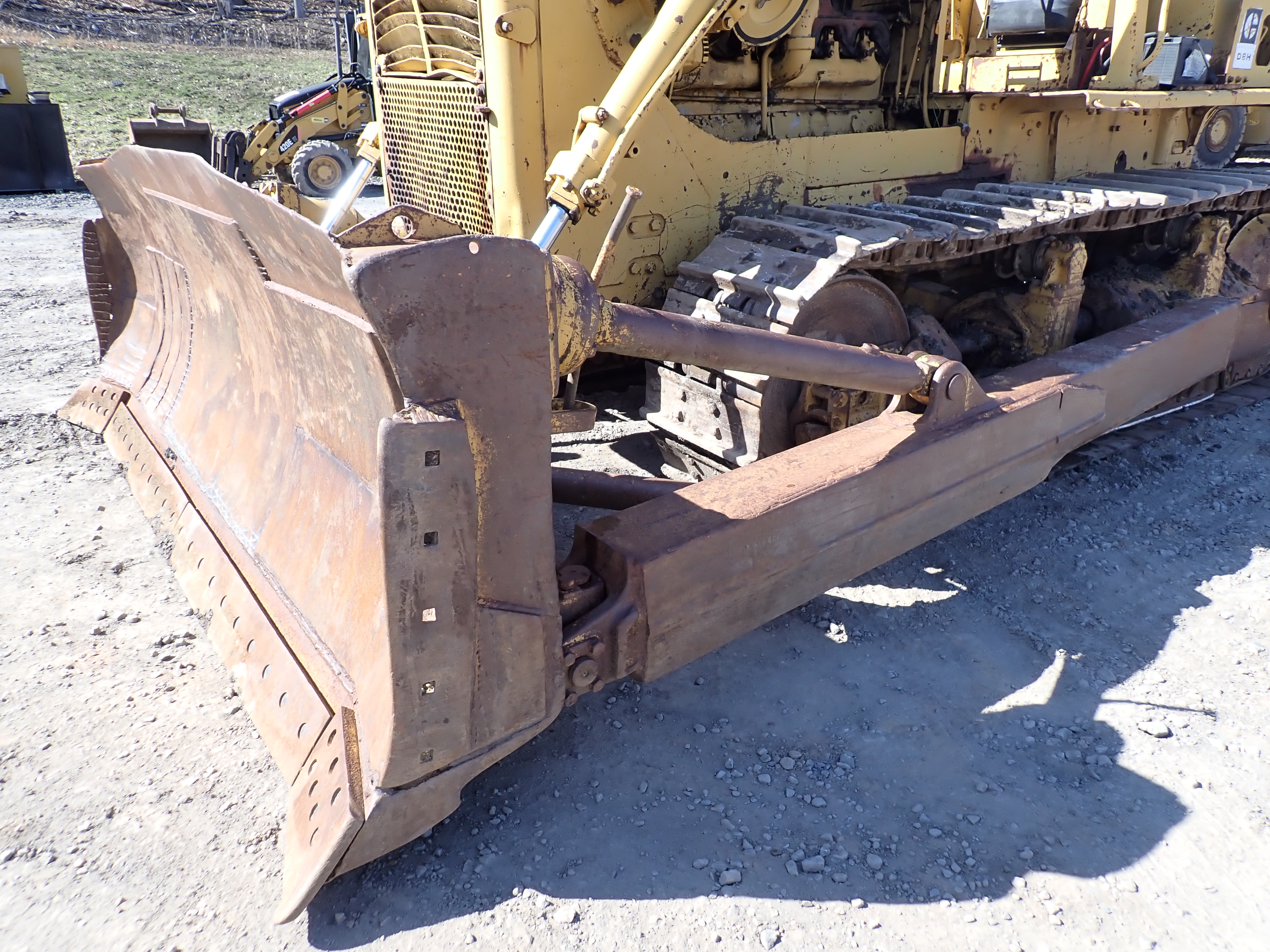 Used 1971 CAT D8H Crawler Dozer