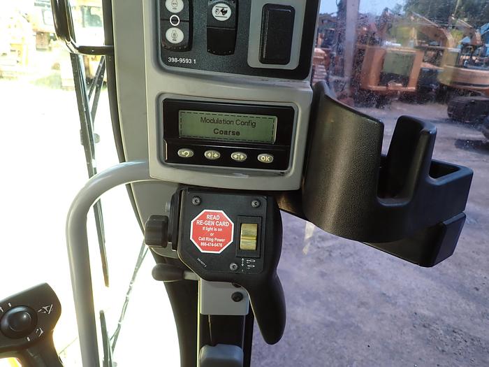 Used 2015 CAT 120M2 AWD