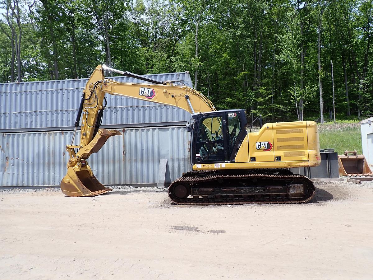 Used 2022 CAT 323 Excavator HYDRAULIC THUMB! 