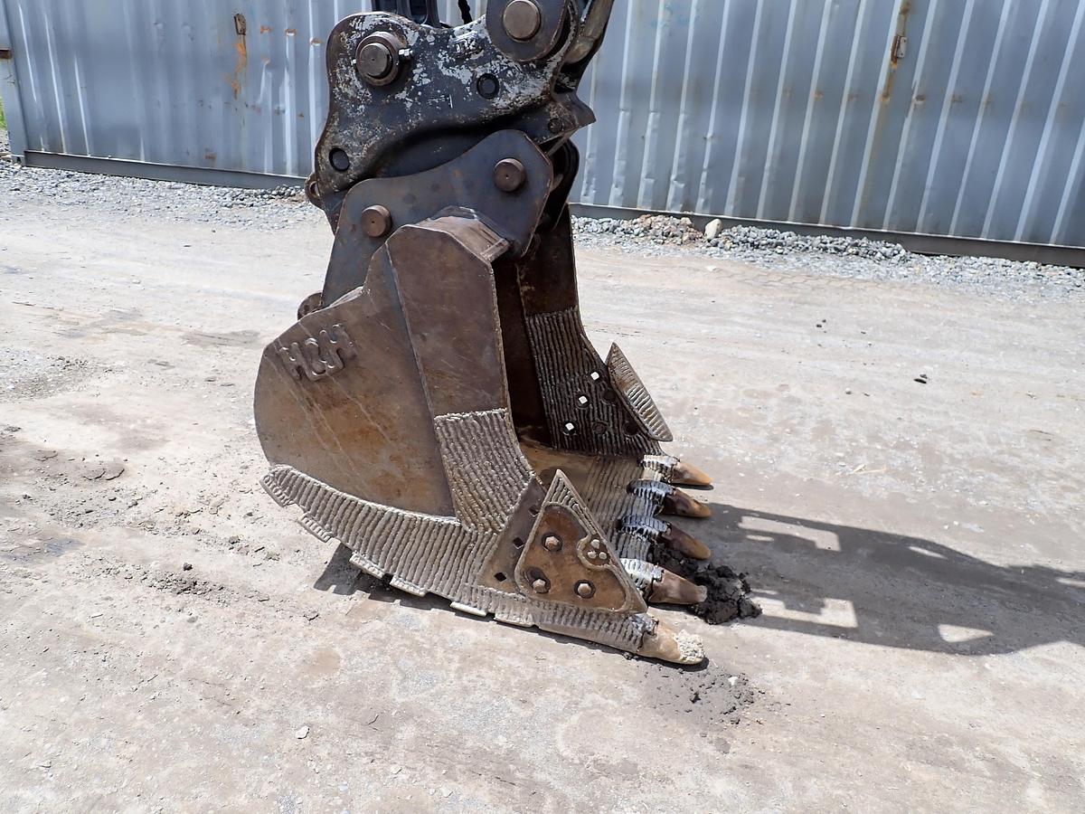 Used 2015 John Deere 160G LC Excavator HYDRAULIC THUMB & QC