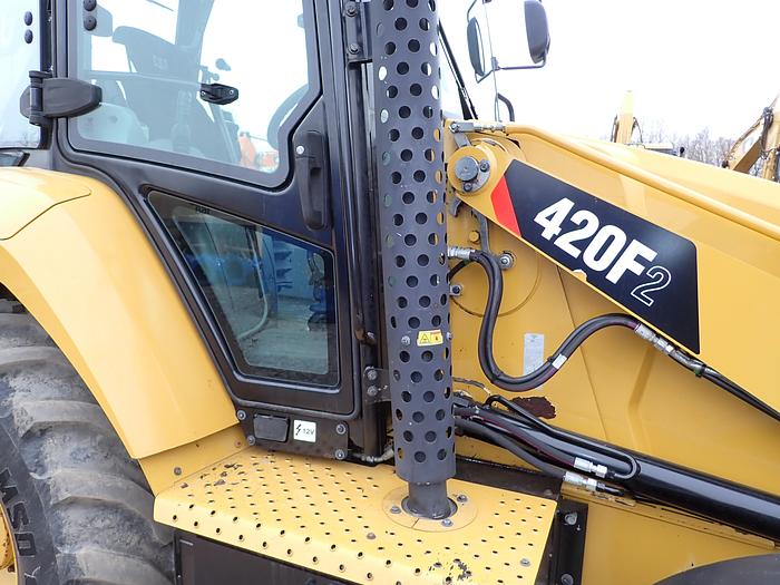 Used 2018 CAT 420F2 Loader Backhoe