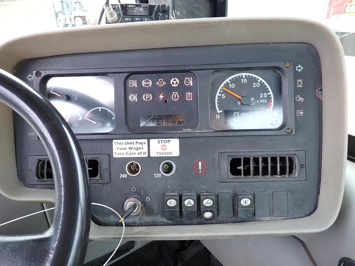 Used 2007 CAT 621G Motor Scraper