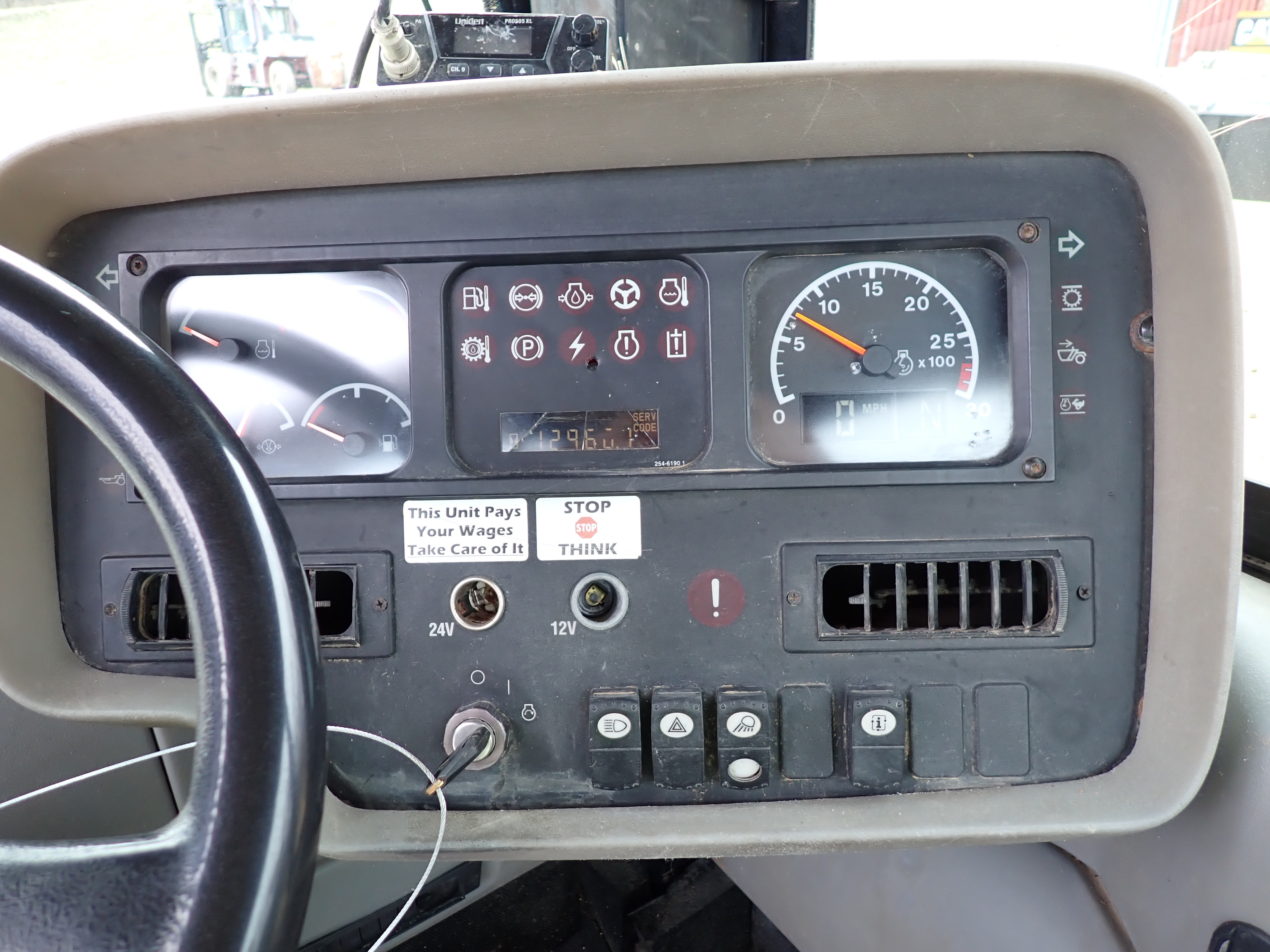 Used 2007 CAT 621G Motor Scraper