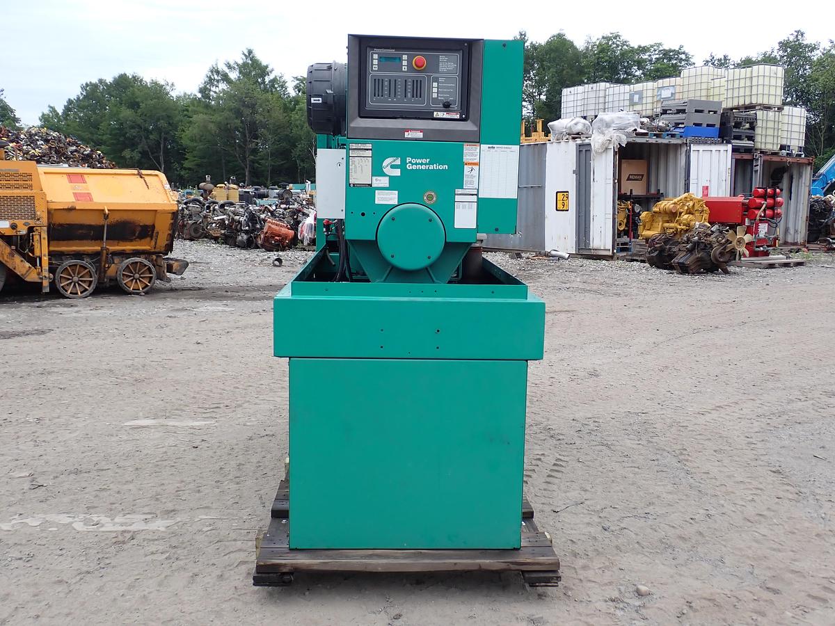 2012 Cummins DSHAB 175 KW Generator UNUSED!