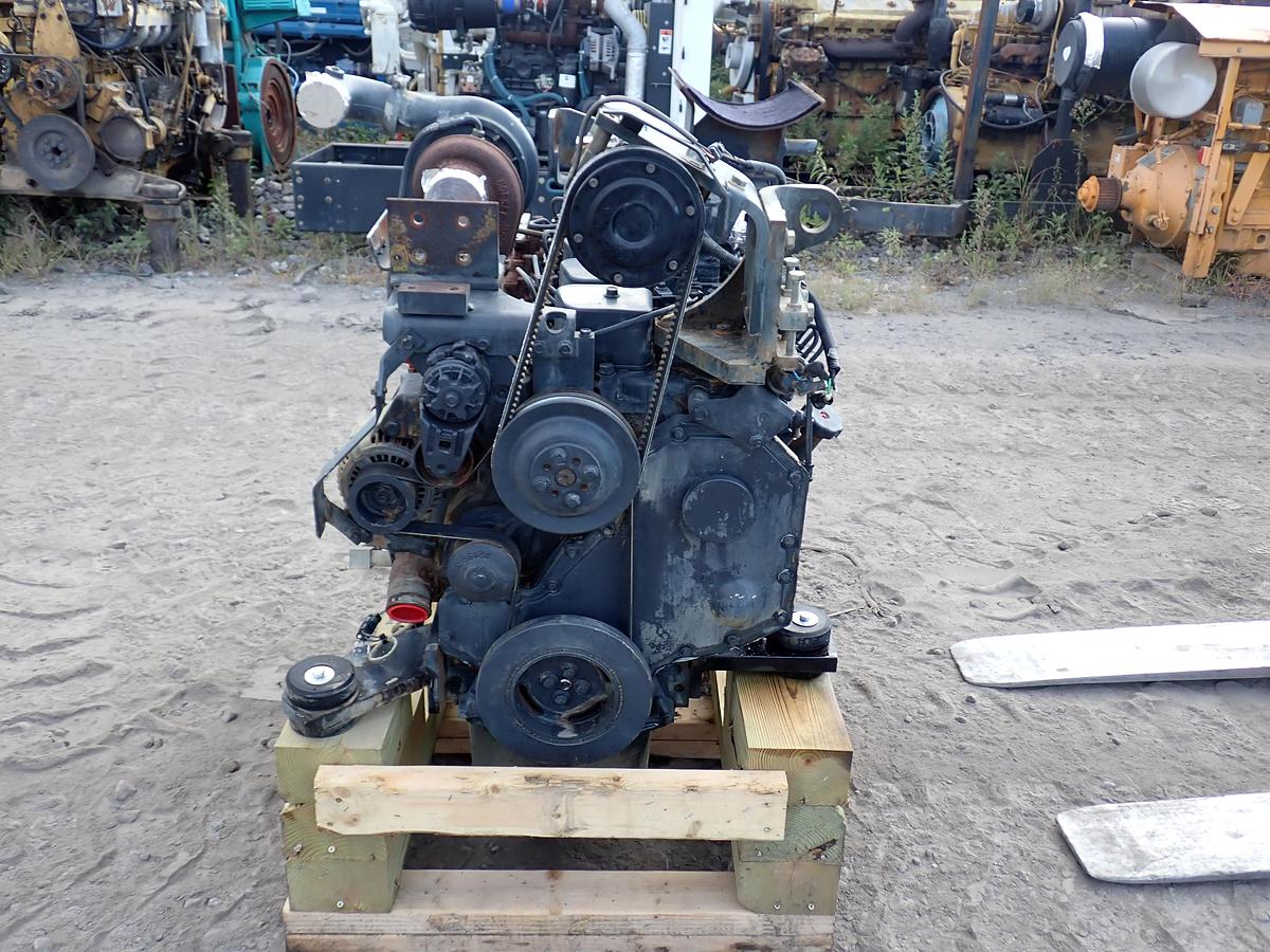 Used 2006 Komatsu SAA6D102E-2 Diesel Engine CPL 8265