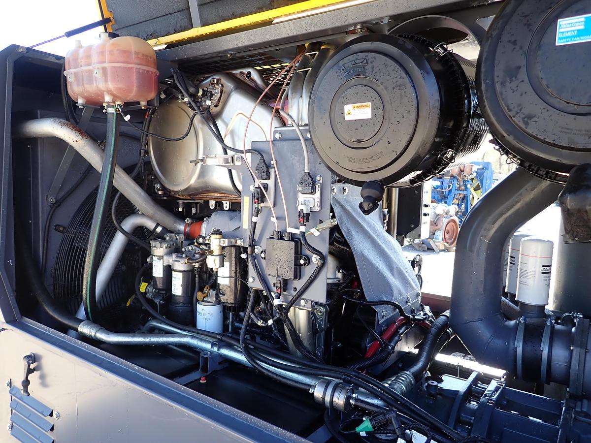 Used 2020 Atlas Copco XAS950 PD8 950 CFM Air Compressor 490 HOURS!!