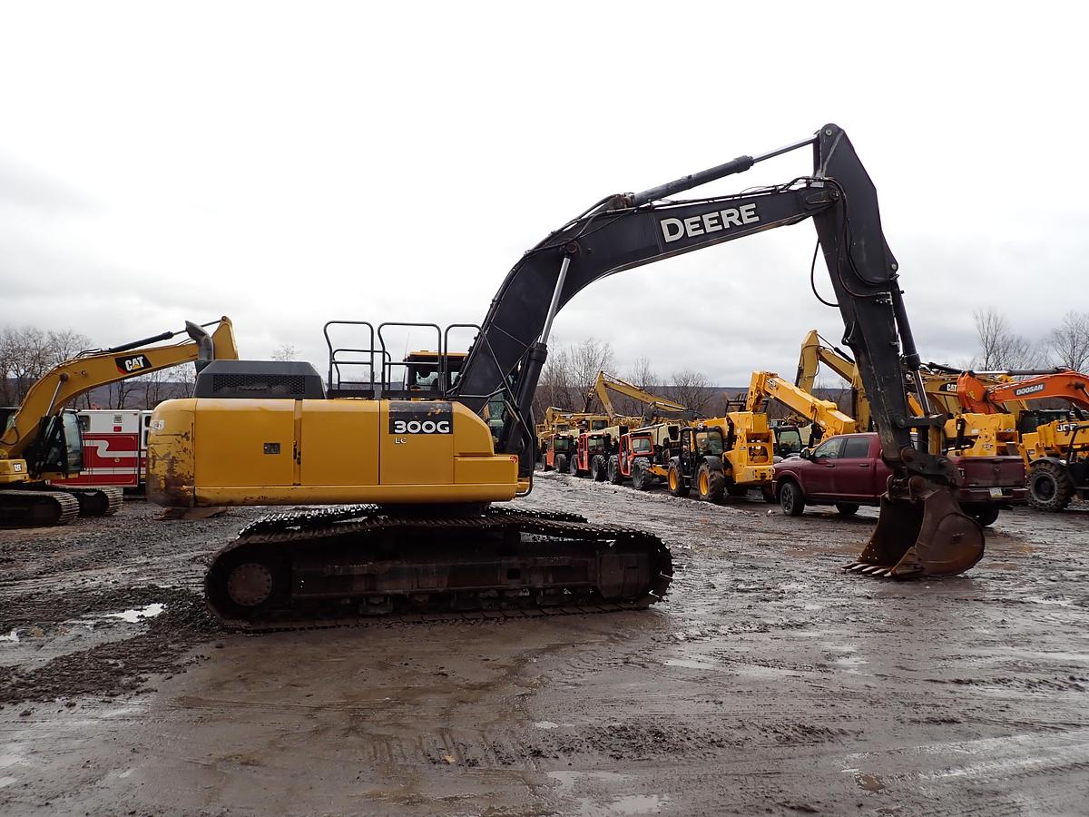 Used 2020 John Deere 300G LC Hydraulic Excavator