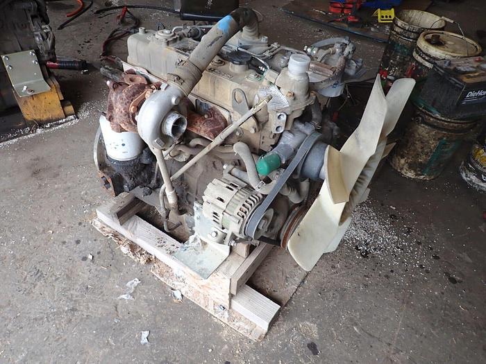 オブジェ④ Used Isuzu 4JB1PY-02 Diesel Engine Kobelco SK75 for Sale at