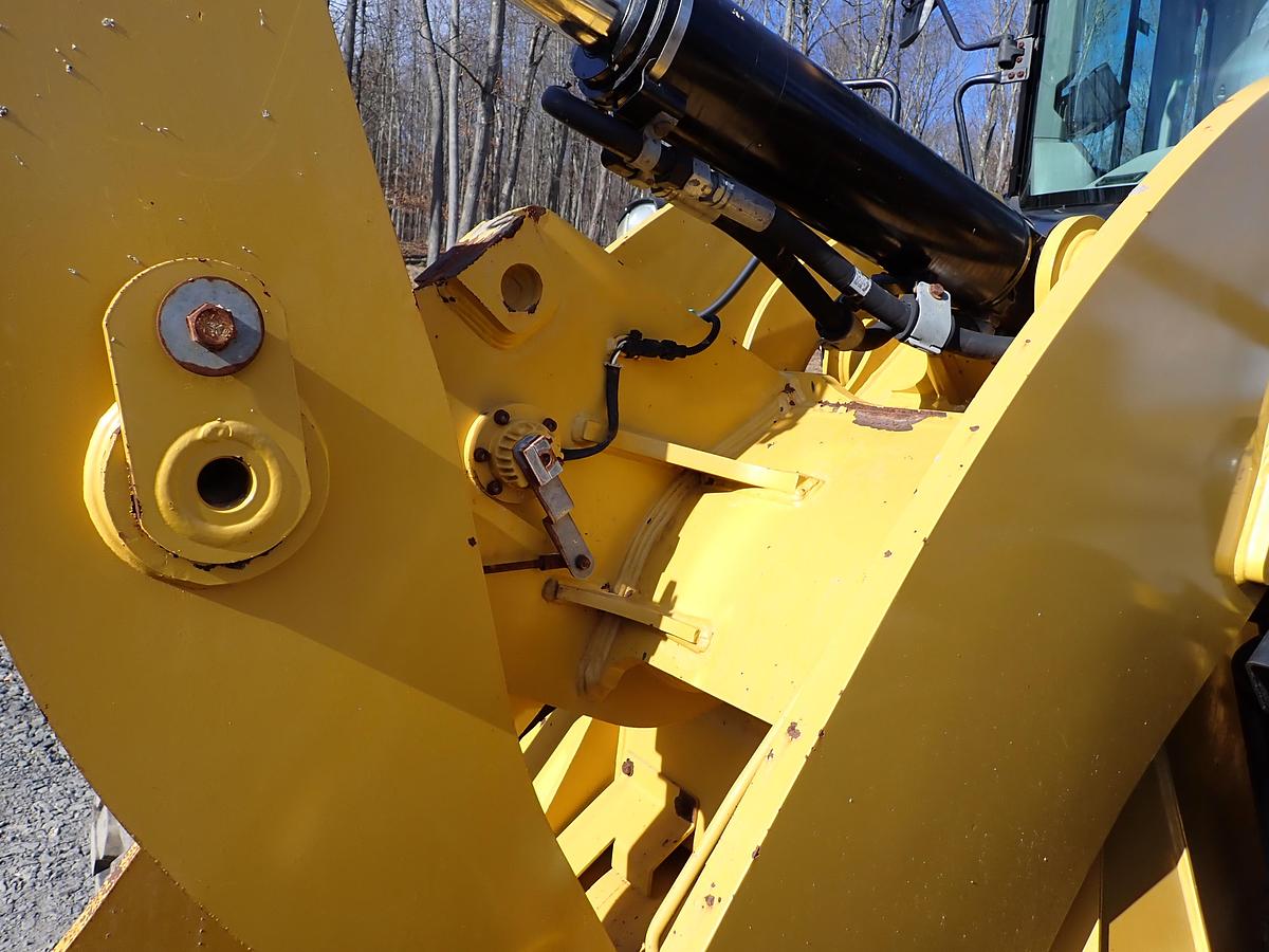 Used 2019 CAT 930M Wheel Loader