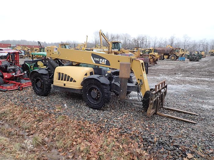 Used 2009 CAT TL943