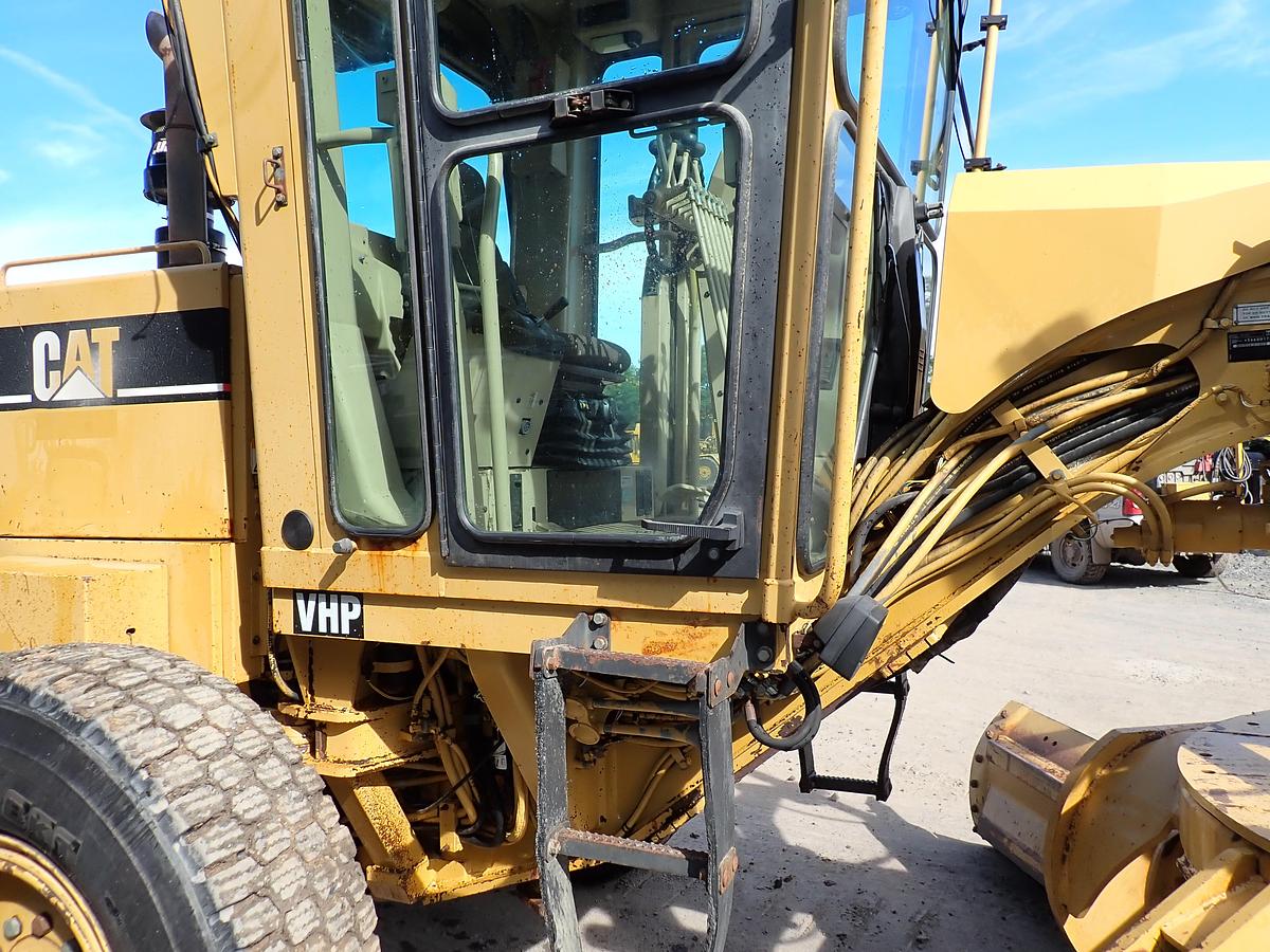 Used 1998 CAT 163H Motor Grader