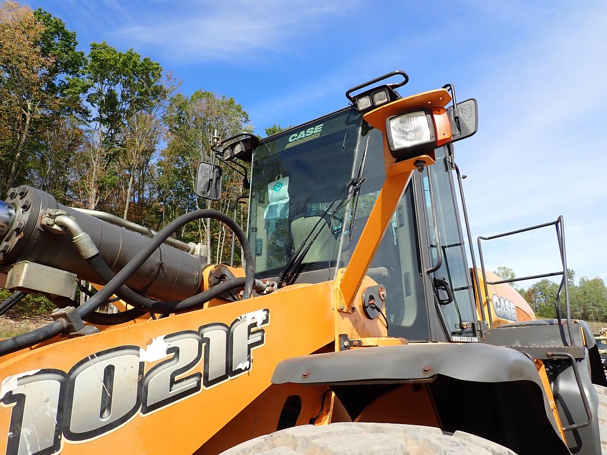 Used 2012 Case 1021F Wheel Loader 5700 HOURS