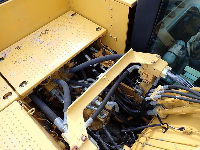 Used 2012 CAT 320EL