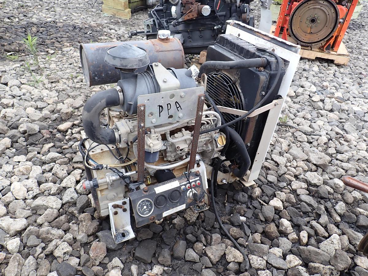 Used 2000 John Deere 4020DF105 Diesel Power Unit
