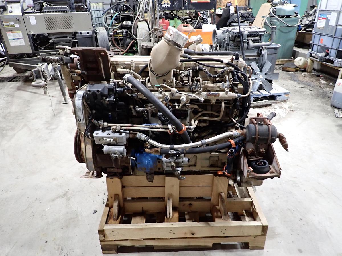 Used 2013 Cummins ISC 300E