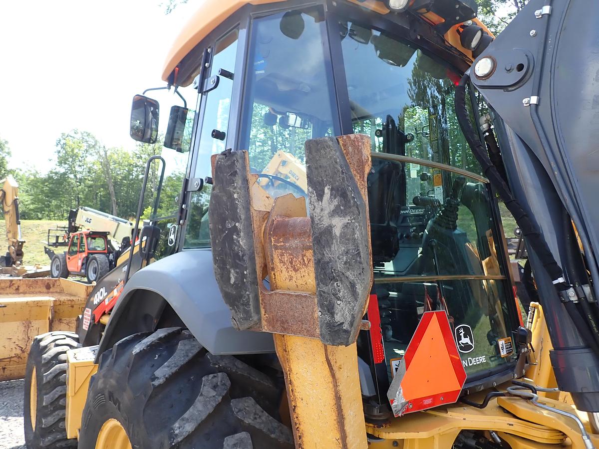 Used 2018 John Deere 410L Loader Backhoe LOADED! Q/C FORKS EXTENDAHOE