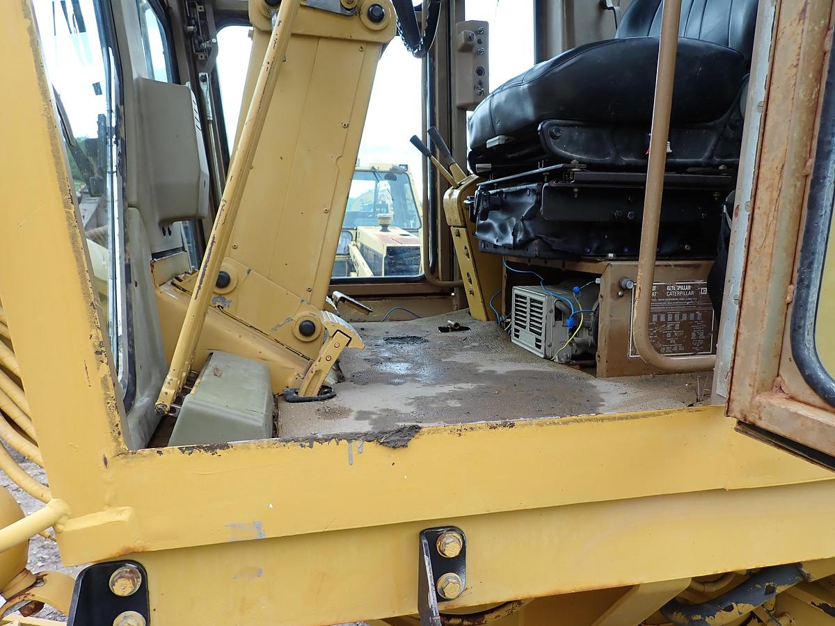 Used 1993 CAT 120G Motor Grader 3300 HOURS!