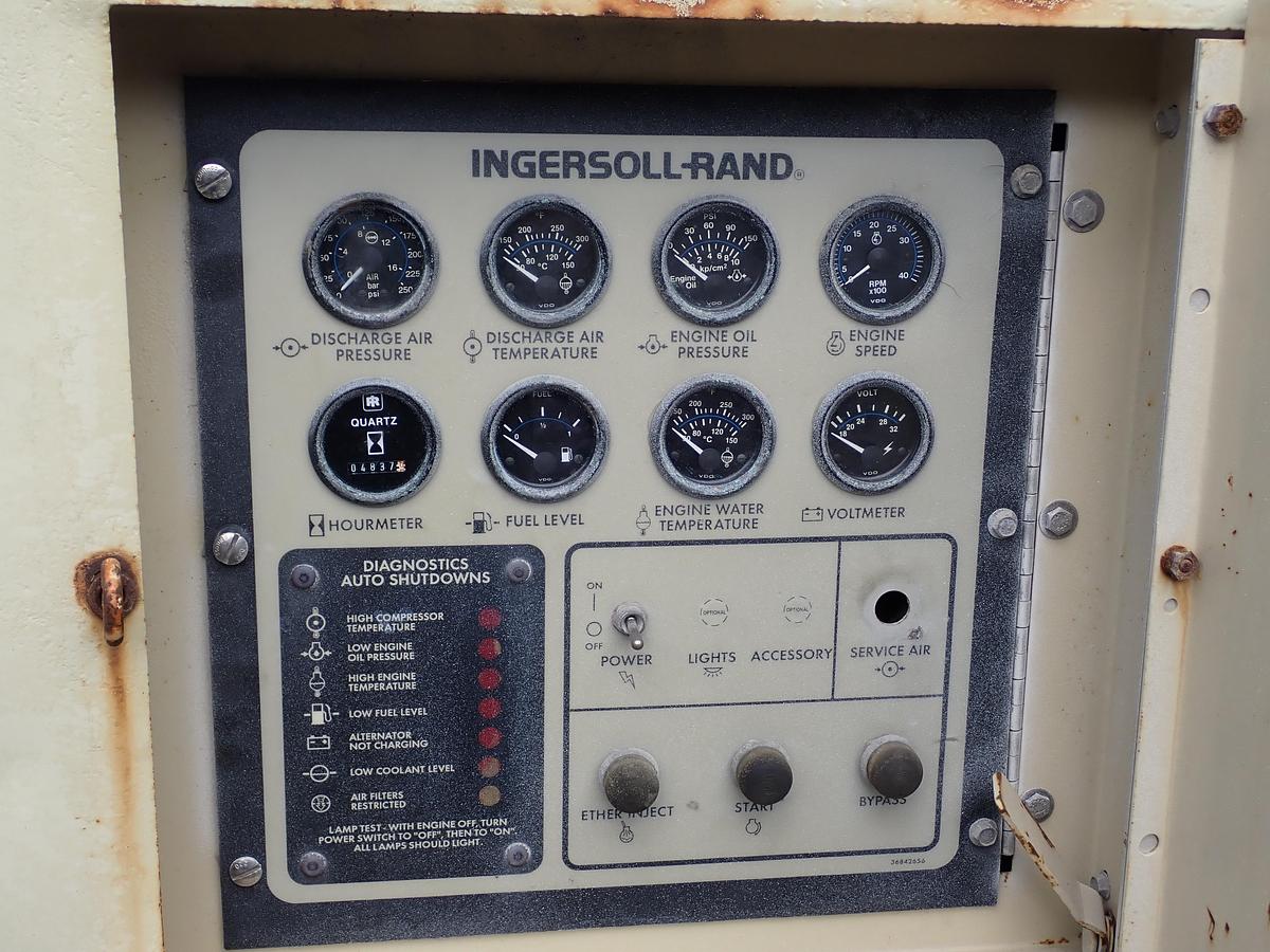 Used 1998 Ingersoll Rand XP750WCU 750 CFM Air Compressor