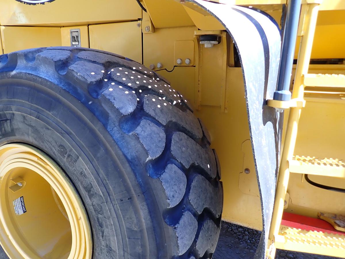 Used 2019 John Deere 744L Wheel Loader QUICK COUPLER!