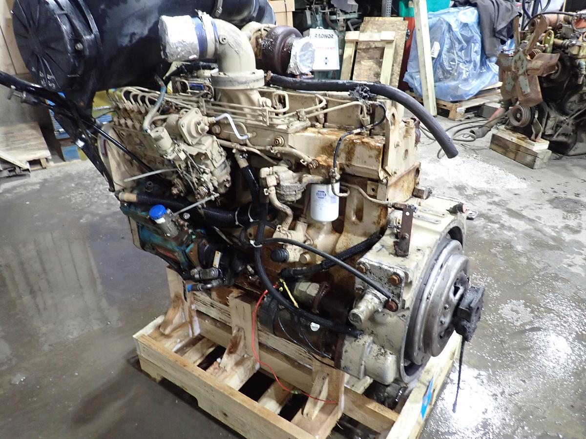 Used 2004 Cummins C8.3-300 Diesel Truck Engine CPL 2101