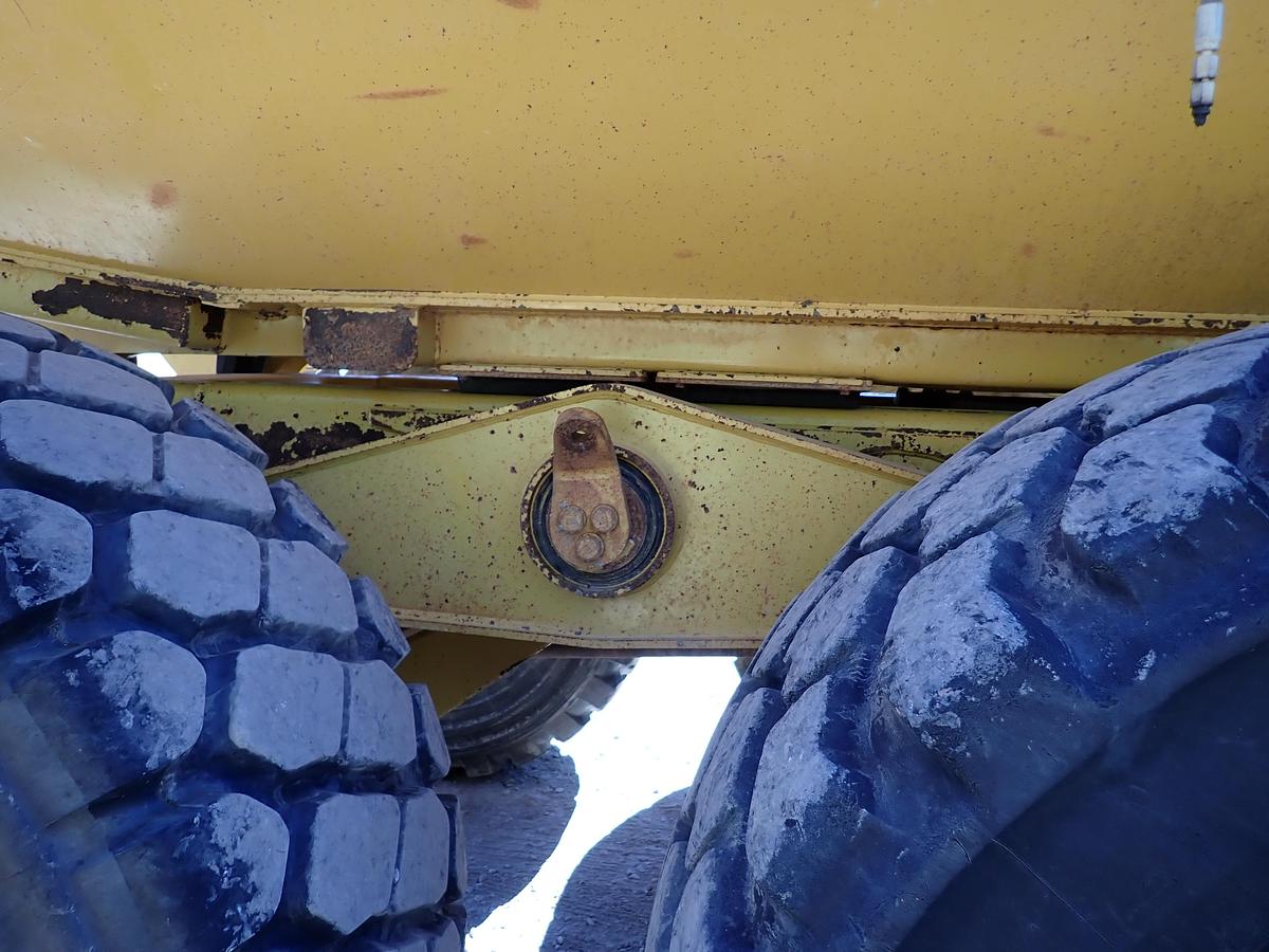 Used 2004 CAT 735 Articulated Haul Truck