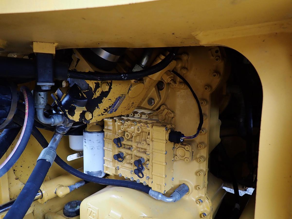 Used 2001 John Deere 624H Wheel Loader