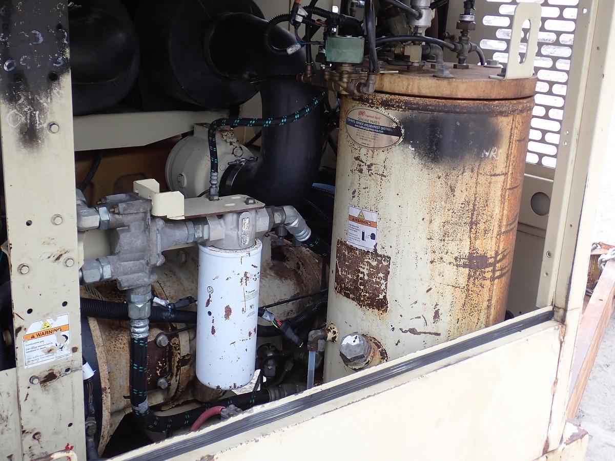 Used 2009 Ingersoll Rand XP375WIR 375 CFM Air Compressor