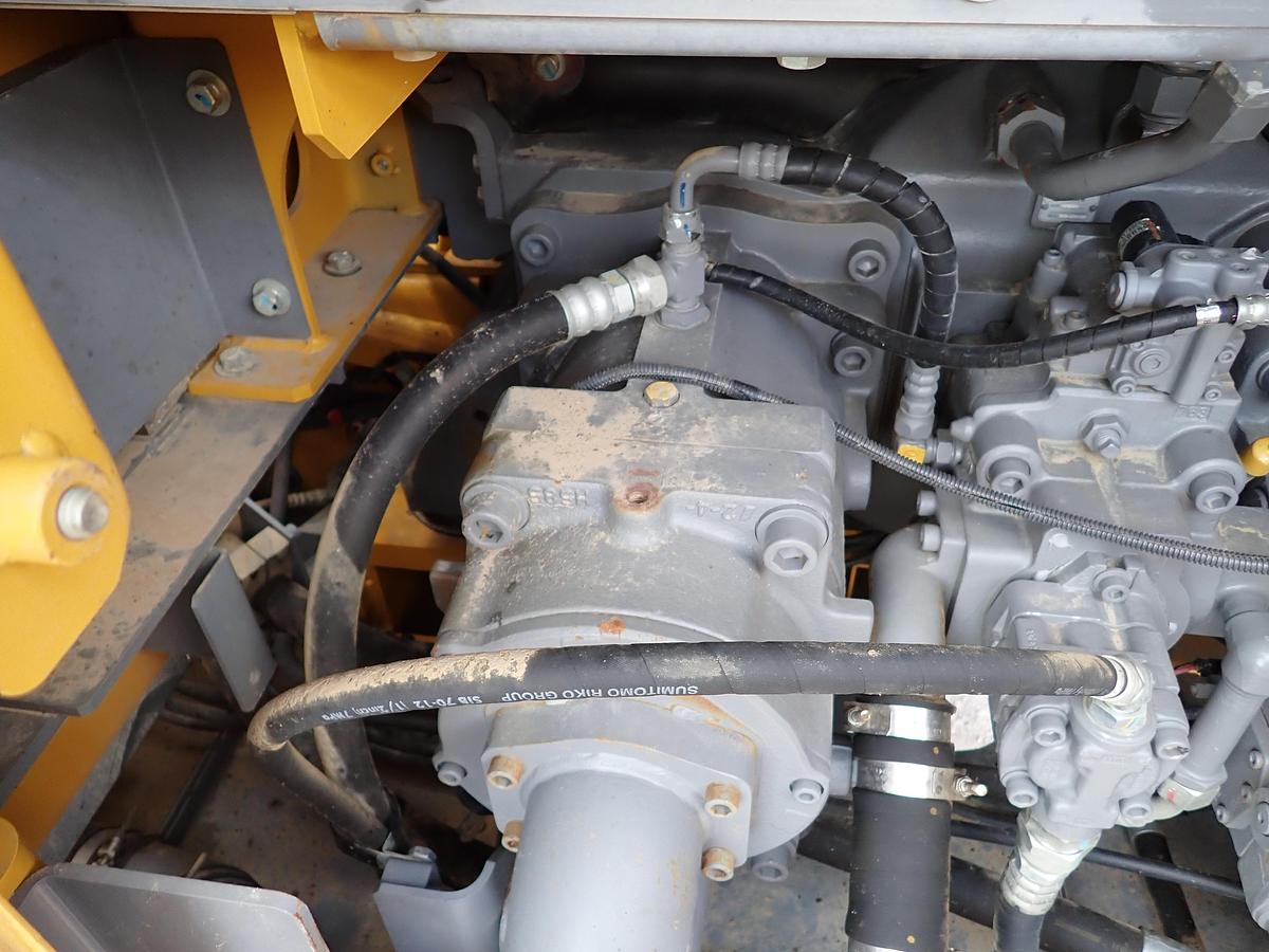 Used 2021 John Deere 870G LC Hydraulic Excavator MASS EXCAVATING BOOM