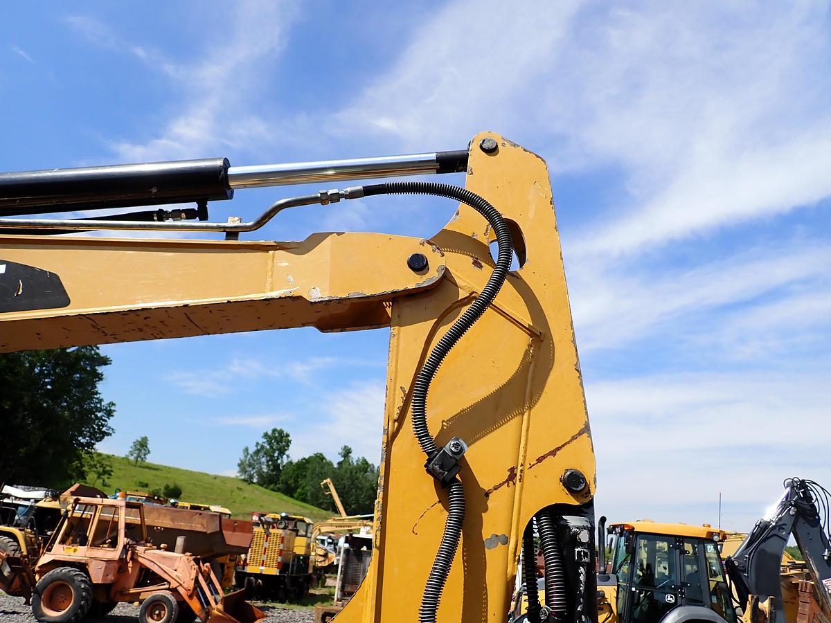 Used 2016 CAT 304E2 CR Mini Excavator HYDRAULIC THUMB!