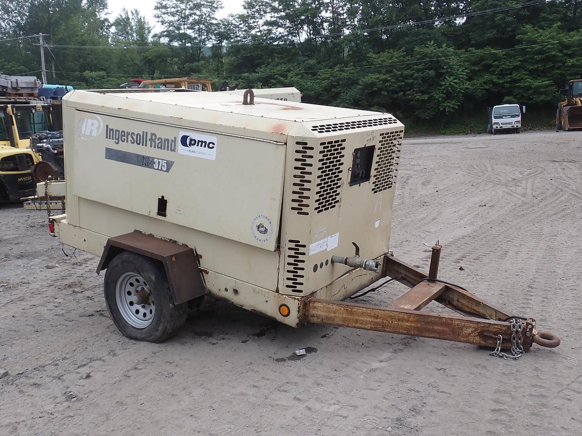 Used 2009 Ingersoll Rand XP375WIR 375 CFM Air Compressor