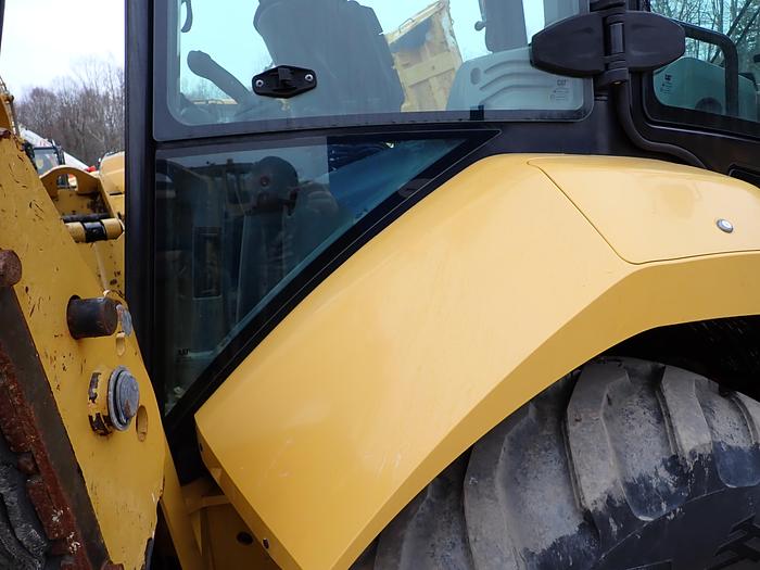 Used 2018 CAT 420F2 Loader Backhoe