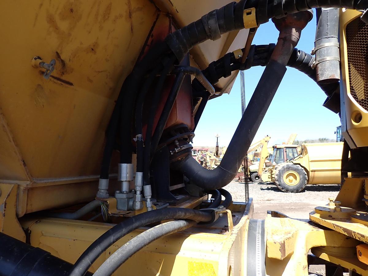 Used 2012 CAT 740B Articulated Haul Truck w/ TAILGATE