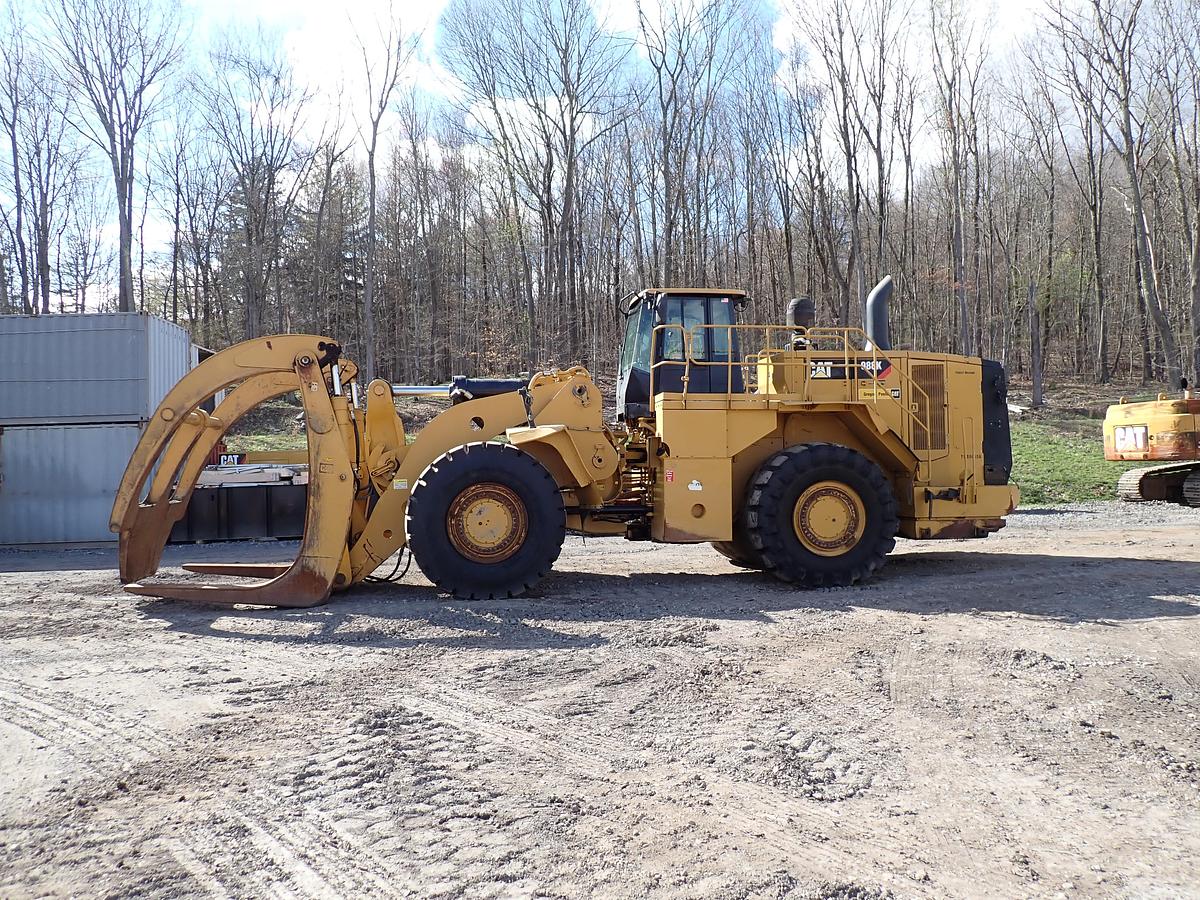 Used 2015 CAT 988K