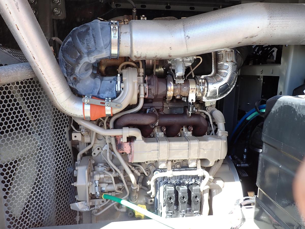 Used 2023 Sullivan Palatek D375PHJD4 375 CFM Air Compressor