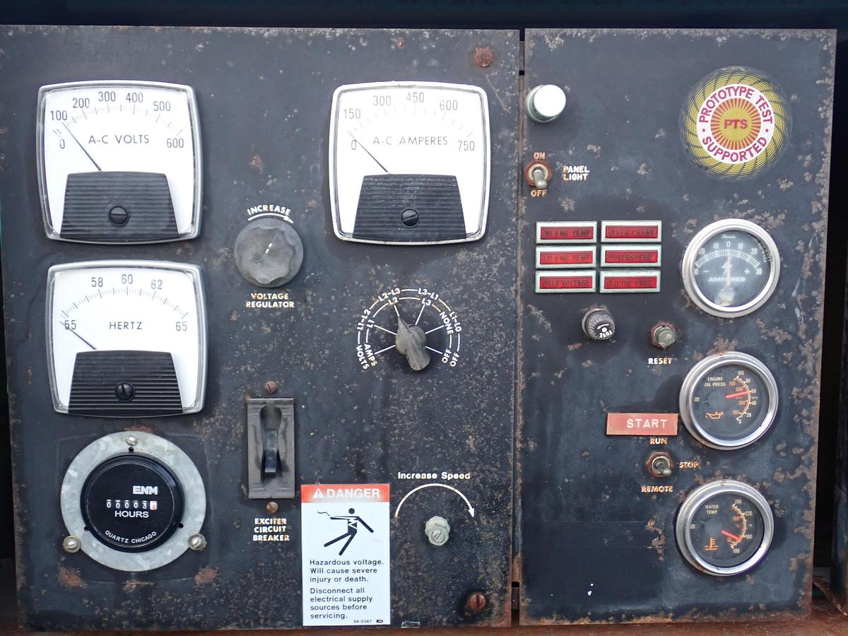 Used 1986 Onan 400.0DFN 400 KW STANDBY Generator