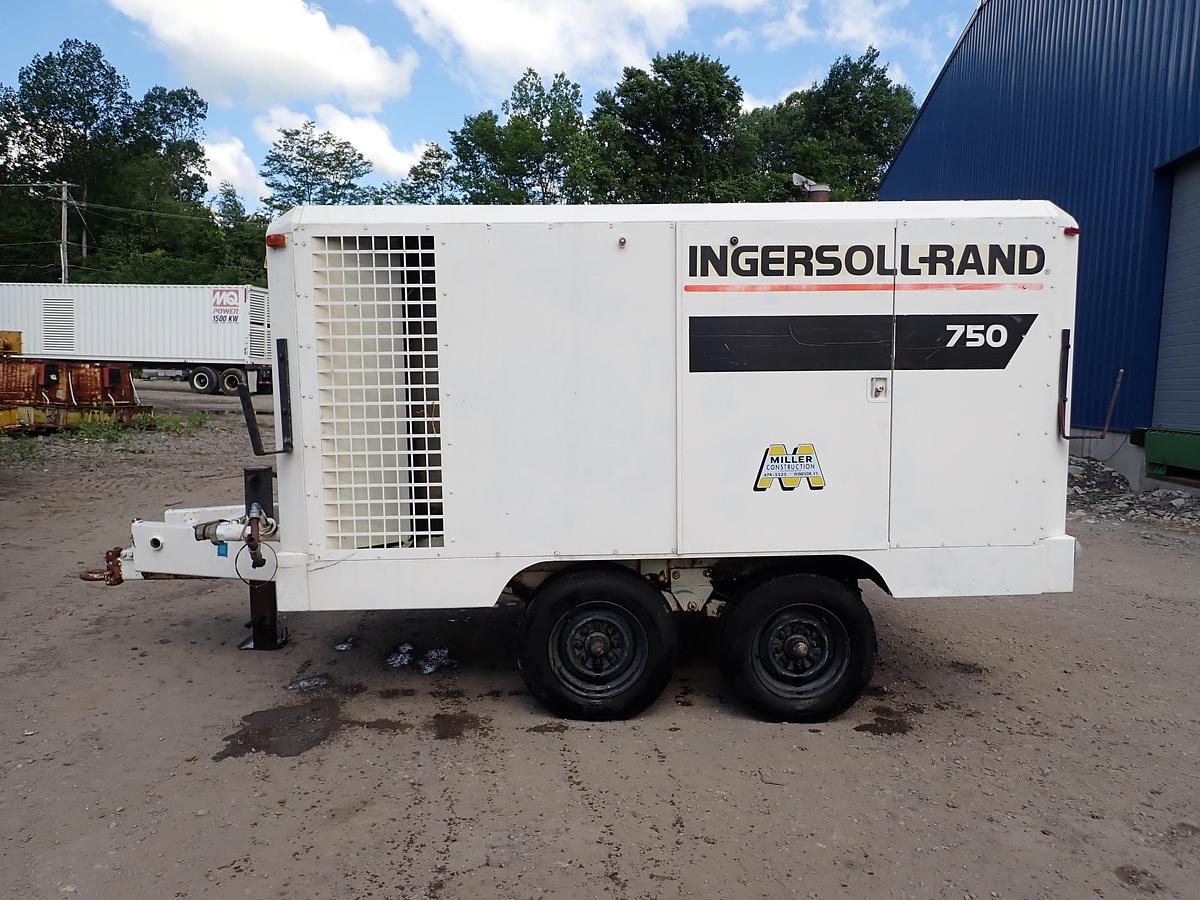 Used 1986 Ingersoll Rand P750WCU 750 CFM Air Compressor