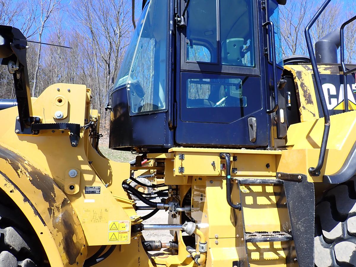 Used 2019 CAT 966M Wheel Loader Q/C & FORKS