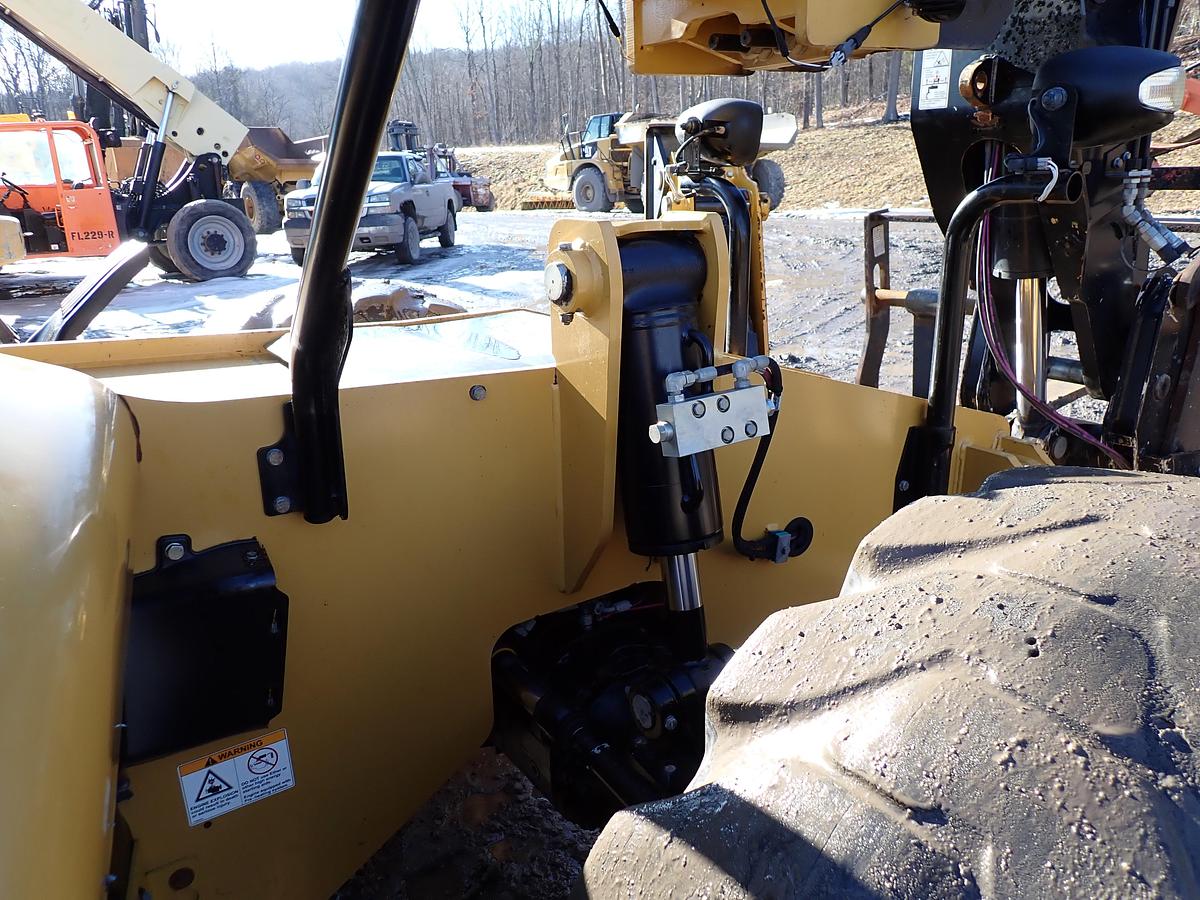 Used 2019 CAT TL1255D