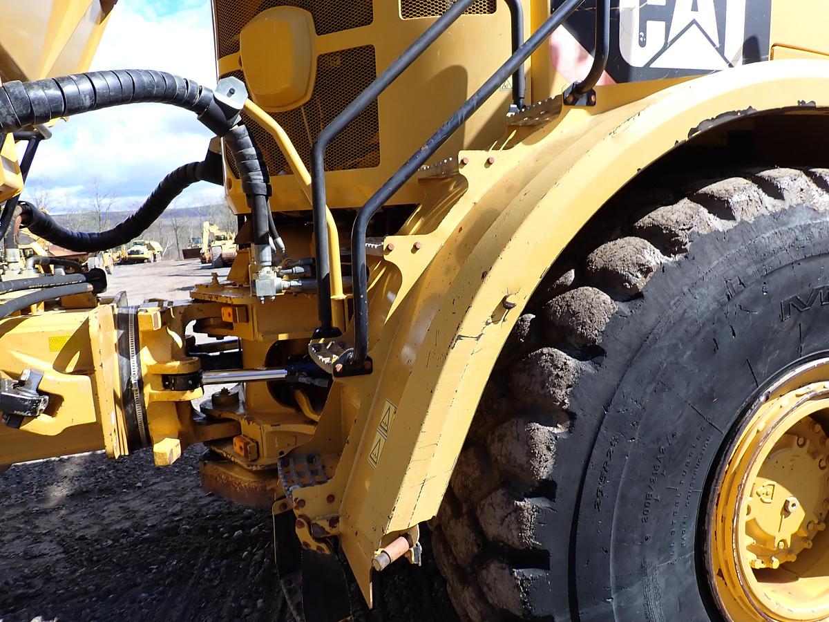 Used 2014 CAT 740B Articulated Truck