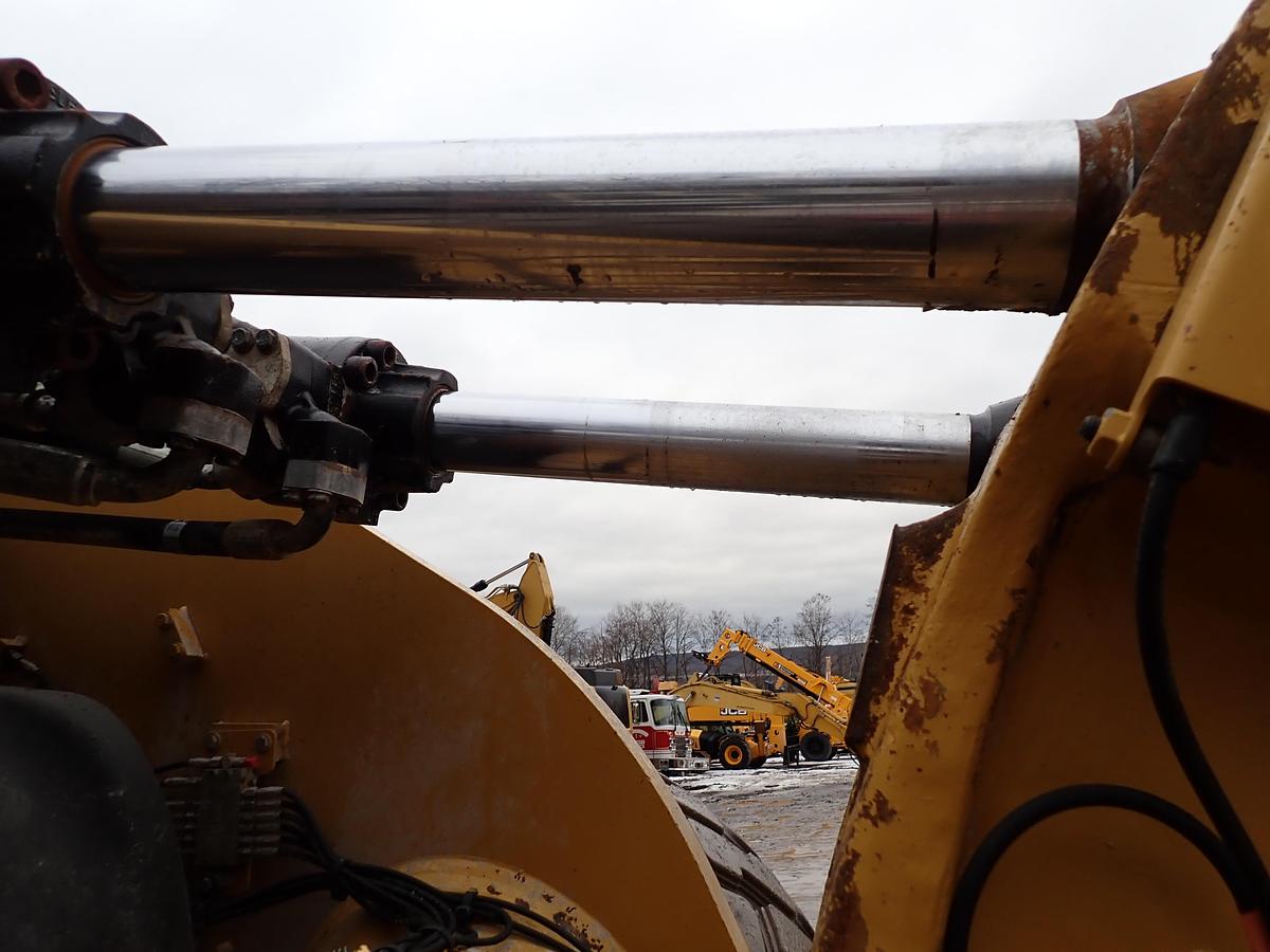 Used 2018 CAT 980M Wheel Loader