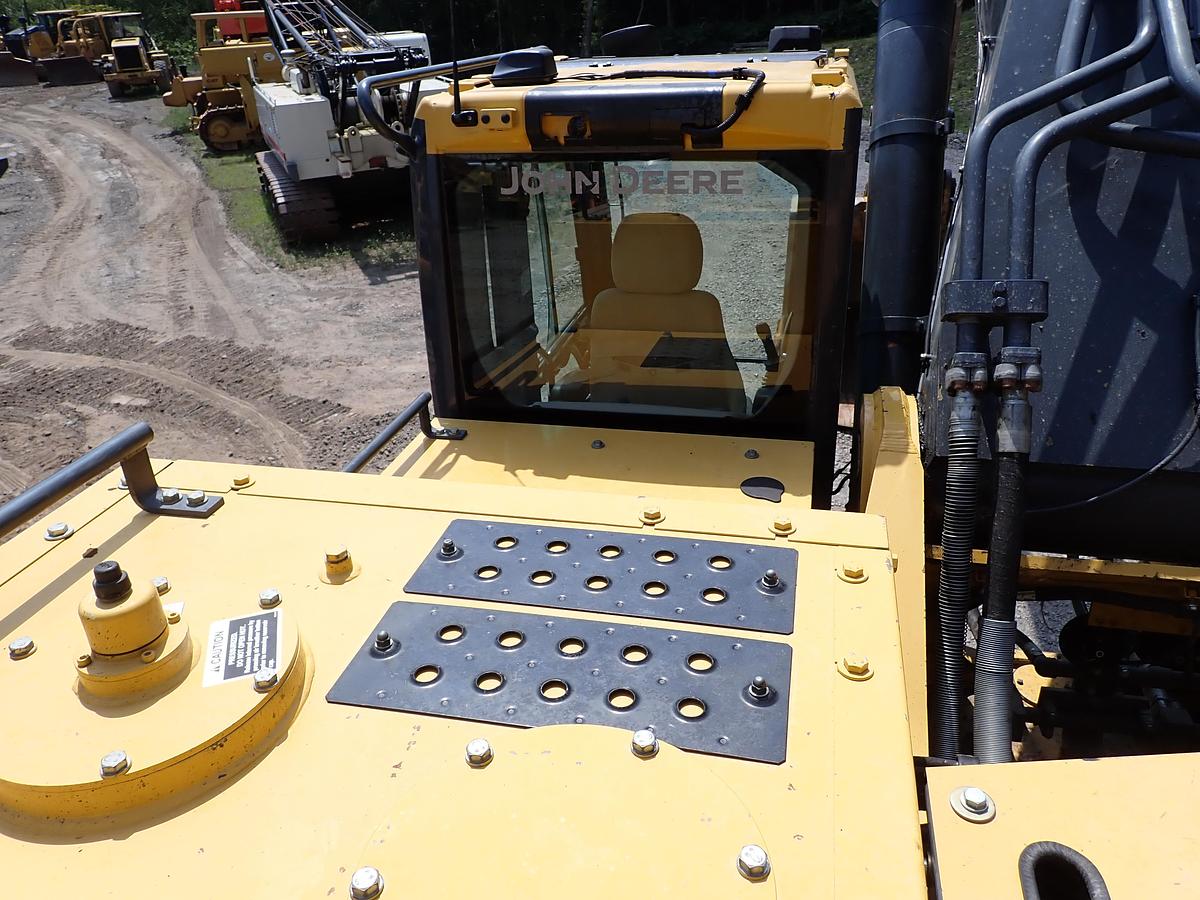 Used 2021 John Deere 870G LC Hydraulic Excavator MASS EXCAVATING BOOM