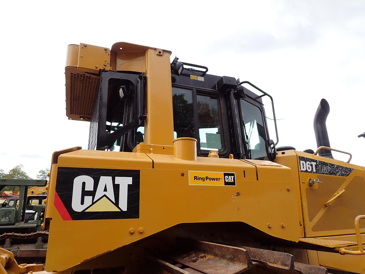 Used 2017 CAT D6T LGP Crawler Dozer w/ PACCAR Winch