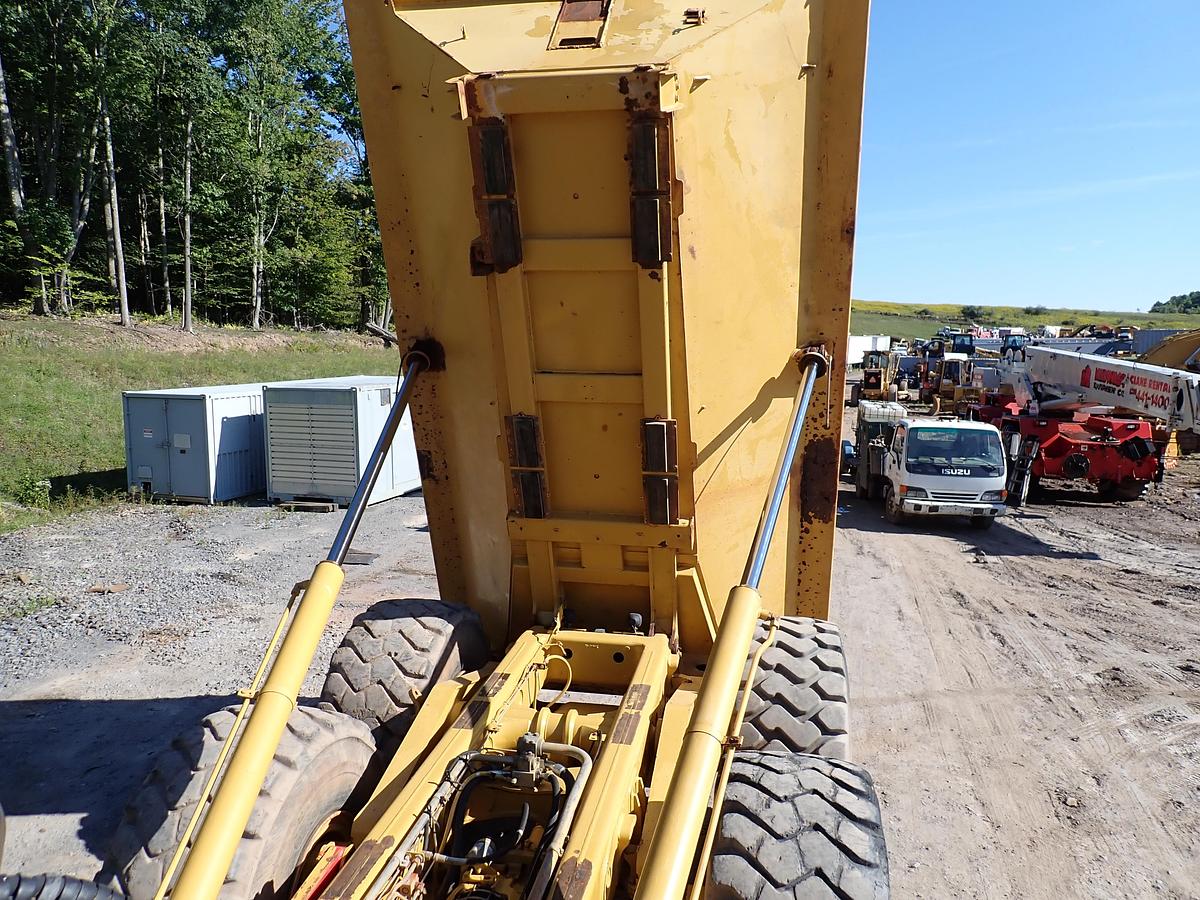 Used 2011 CAT 740 Articulated Haul Truck 7900 HOURS!