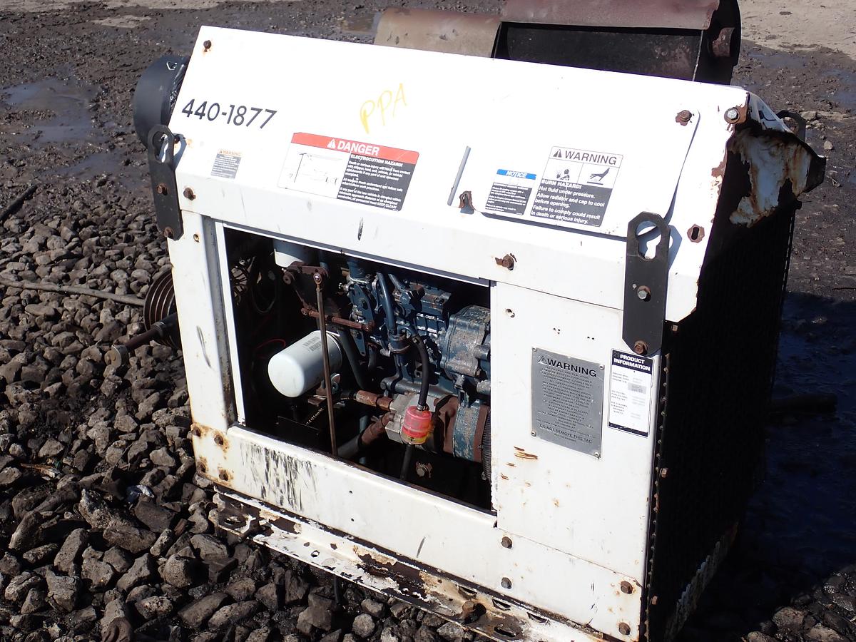 Used Kubota V3600-T-ET02 Turbo Diesel Engine POWER UNIT w/ PTO Clutch