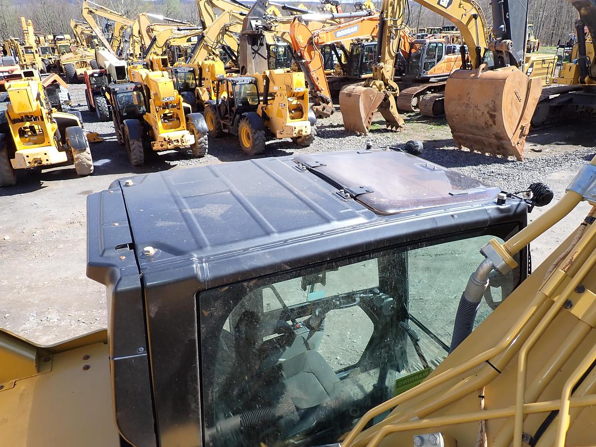 Used 2019 CAT 336 Hydraulic Excavator