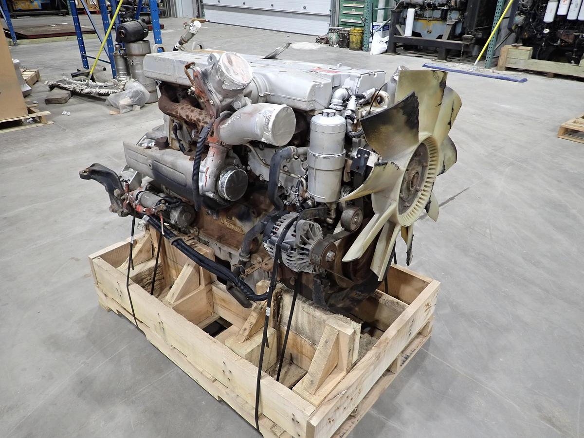 Used 2002 Mercedes OM906LA Diesel Truck Engine 210 HP