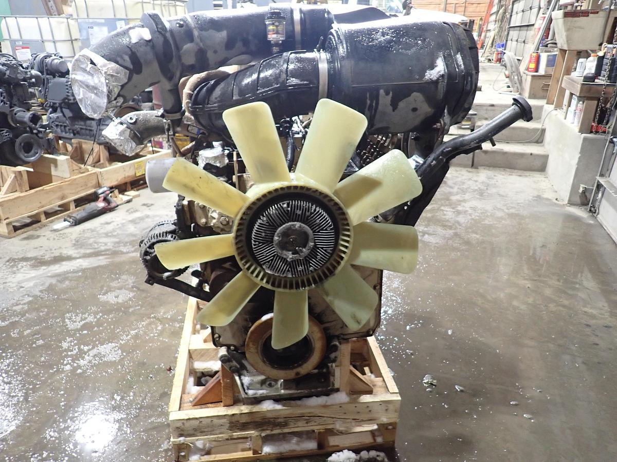 Used 2004 Cummins C8.3-300 Diesel Truck Engine CPL 2101